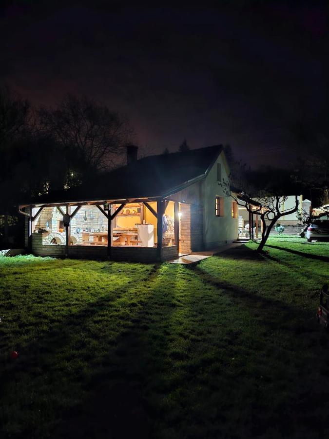 הוילה Besenovacki Prnjavor Fruska House מראה חיצוני תמונה